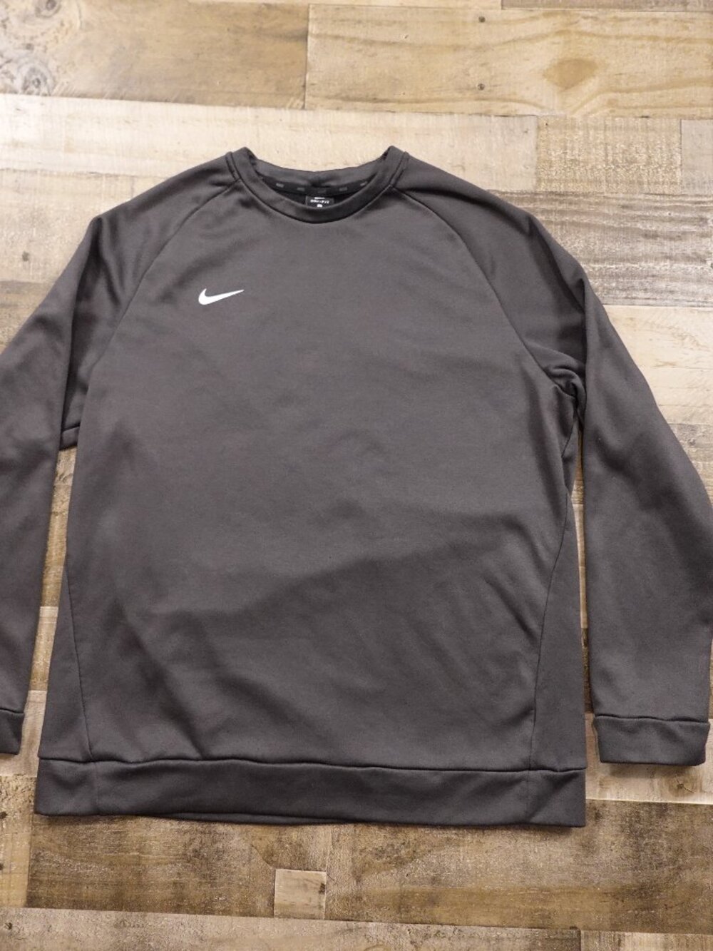 Nike Dri-FIT Crewneck Sweatshirt Men’s XL Gray Athletic Training Pullover